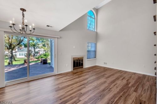 409 Cardinal Ln, Bedminster NJ  07921-1913 exterior