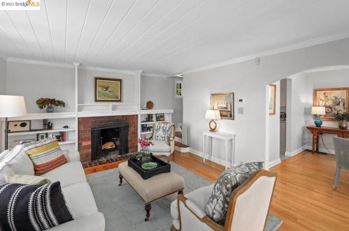 639 Cragmont Ave, Berkeley CA  94708-1329 exterior