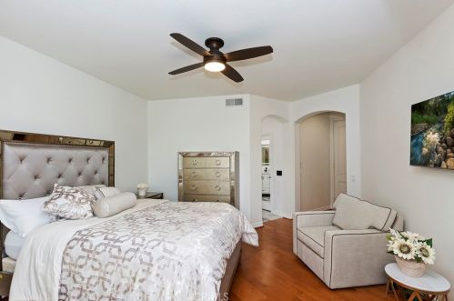 3745 Hollingsworth Rd, Altadena CA  91001-3857 exterior