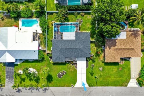 5816 1st Pl, Cape Coral, FL 33914-7110