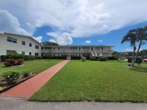 3 Berkshire A, West Palm Beach, FL 33417-2151