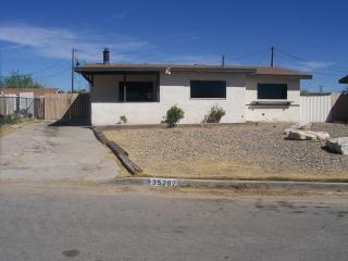 35267 Walnut St, Barstow, CA 92311-3348
