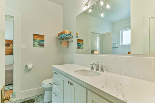 1408 26 St, Galveston TX 77550-7815 exterior