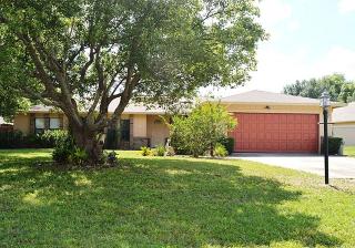 940 Marquette Ct, Deltona, FL 32725-7213