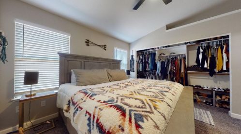 2237 Heritage Manor Dr, Riverbank CA  95367-2649 exterior