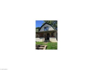 107 10th St, Massillon, OH 44646-5751