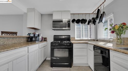 4526 Sandmound Blvd, Oakley CA  94561-5026 exterior