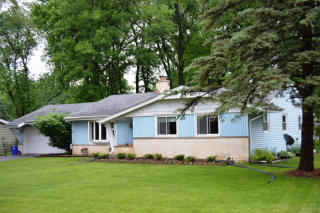 21755 Ann Rita Dr, Brookfield, WI 53045-1629