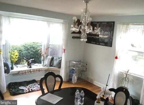 26 Johns Rd, Cheltenham PA  19012-1420 exterior