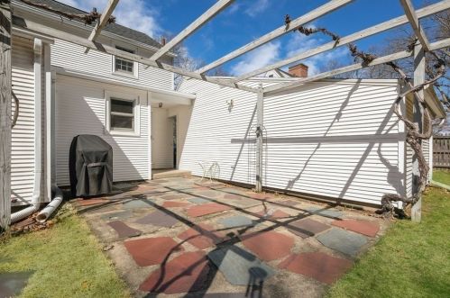 119 Bridle Path Rd, Springfield MA  01118-1846 exterior