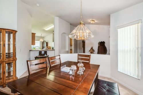 328 Grand Canal Dr, Kissimmee FL  34759-4344 exterior