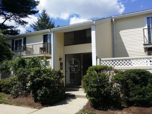 1 Village Hill Ln, Natick MA  01760-5723 exterior