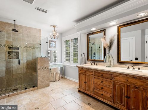 1352 Stoney Riv Dr, Prospectville PA 19002-1168 exterior