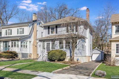 147 Carteret St, Glen Ridge, NJ 07028-2005