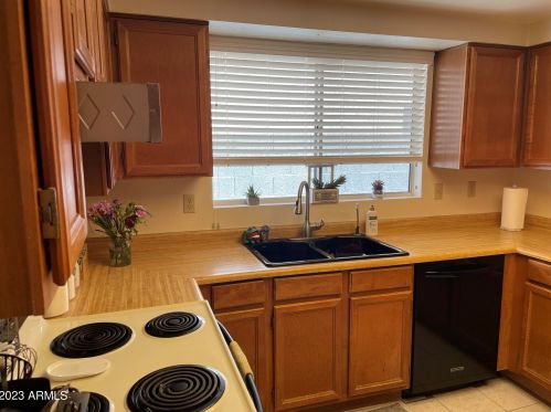 4335 Tonto Rd, Glendale, AZ 85308-7327