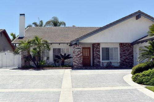17832 Beckley Cir, Orange, CA 92861-6334