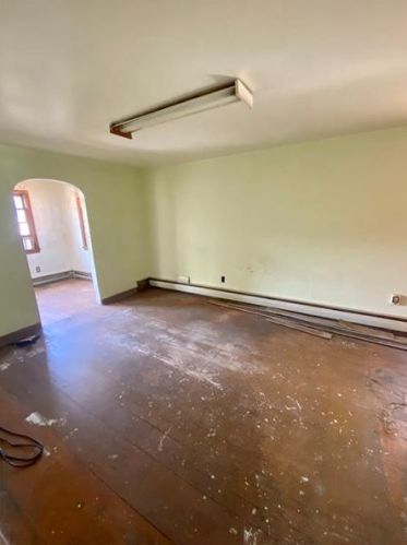 623 Duss Ave, Ambridge PA  15003-2023 exterior