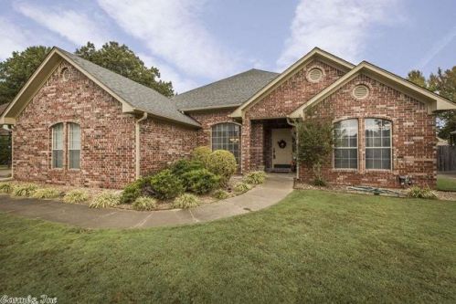 2518 Frederick Dr, Conway AR  72034-9698 exterior