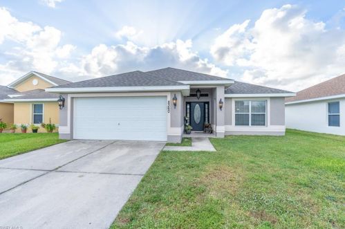 8360 Gassner Way, Lehigh Acres, FL 33972-7550