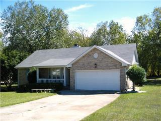 541 Brentwood Cir, Clarksville, TN 37042-5298