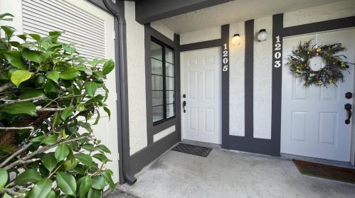 1205 Hollenbeck Ave, Sunnyvale, CA 94087-2409