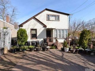15133 14th St, Long Island City, NY 11357