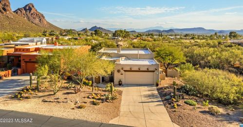 5581 Lone Star Dr, Tucson, AZ 85713-6741