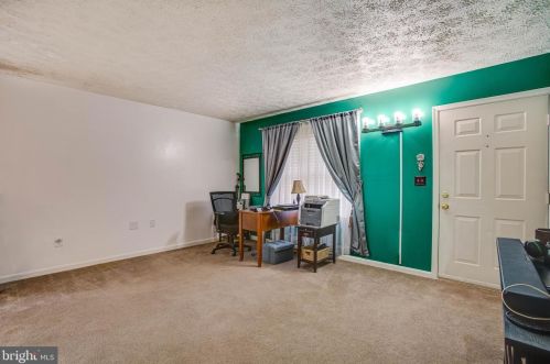 7306 Pheasant Ridge Ct, Fredericksburg VA  22407-7372 exterior