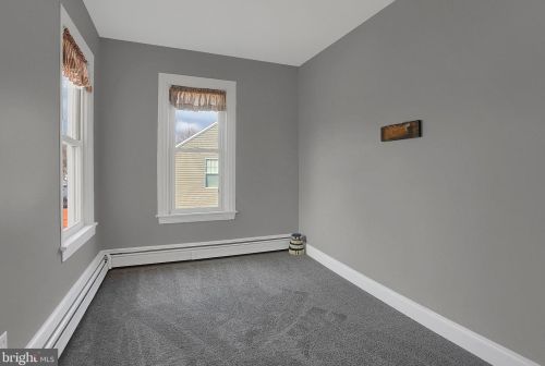423 Market St, Highspire PA  17034-1415 exterior