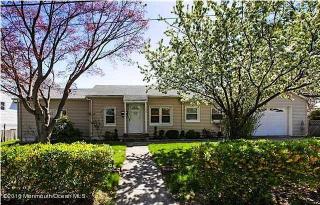 149 11th St, Belford, NJ 07718-1410