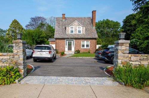 778 Ocean Ave, United States Coast Guard Ac CT  06320-3055 exterior