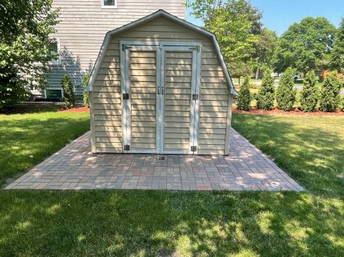 1450 15th St, Willmar MN  56201-2071 exterior