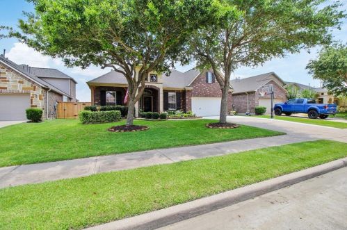 8011 Riverine Terrace Dr, Richmond, TX 77406-4739