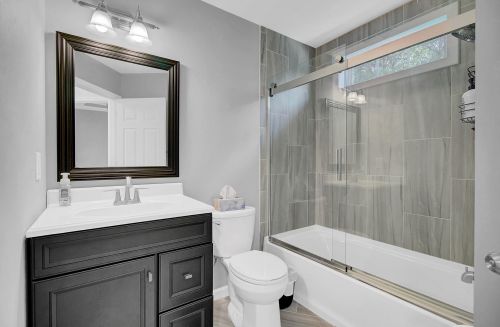 1064 Willoughby Ln, Mount Pleasant SC  29466-9038 exterior