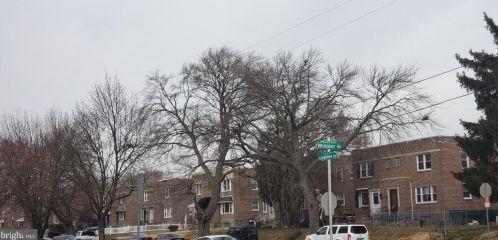 850 Longshore Ave, Philadelphia PA  19111-4423 exterior