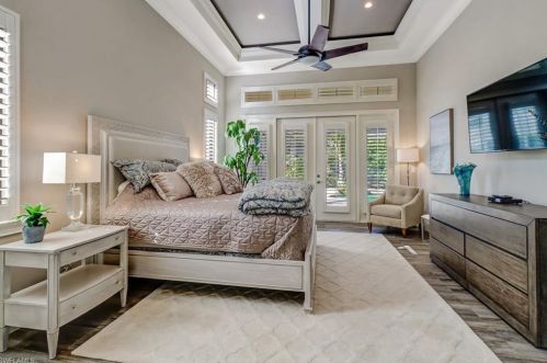 4249 Deephaven Ln, Naples FL 34119-8616 exterior