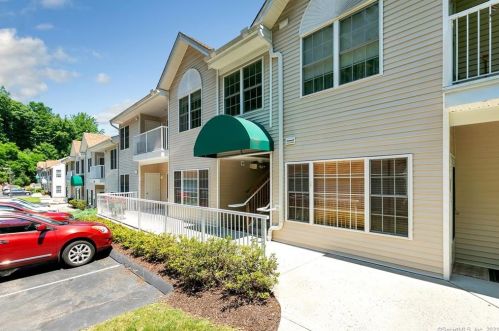 11209 Arganese Pl, Bridgeport, CT 11209-6329