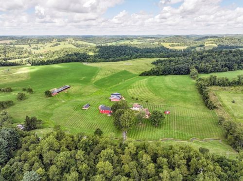 113 Barnard Rd, Fredericktown, PA 15333-2228