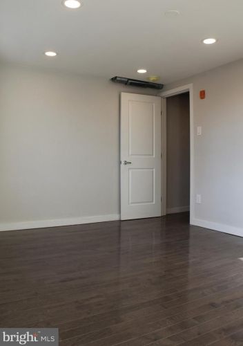 343 Christian St, Philadelphia PA 19147-4004 exterior