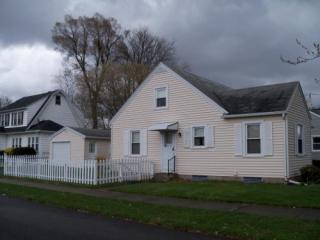 106 Whittington Rd, Rochester, NY 14609-5744