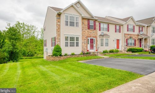 380 Madison Dr, Shrewsbury, PA 17361-1628