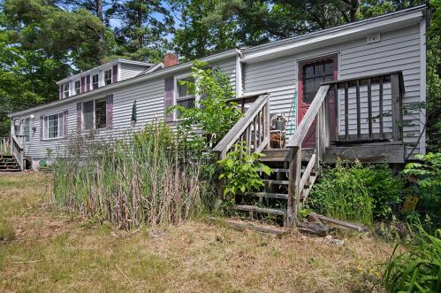20 Old Fremont Rd, Raymond, NH 03077-2363