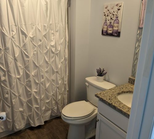 23 Bennett St, Nashua NH  03064-2052 exterior