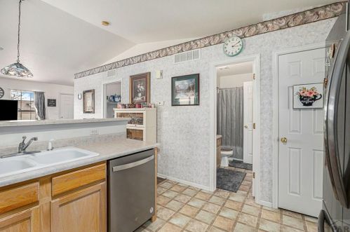 1225 Silver Hawk Ct, Pueblo CO 81008-2155 exterior