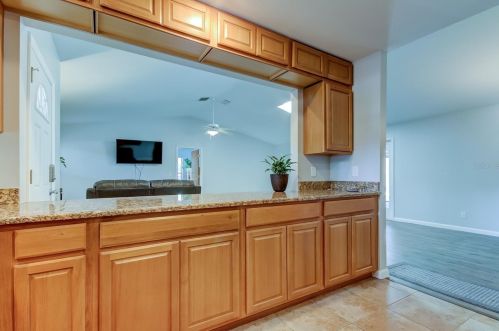 2854 Trailwood Dr, Palm Harbor FL  34684-3250 exterior