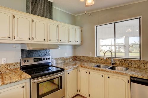 8471 Schefflera Ct, Fort Pierce FL  34952-3377 exterior