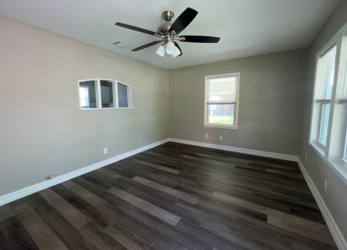 203 Ross Ave, Euless TX  76040-4664 exterior
