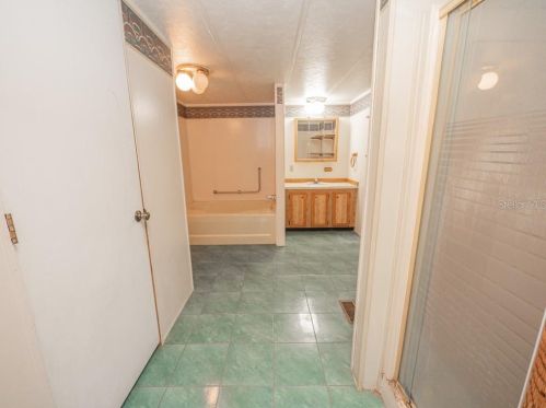 5006 Rollinglen Loop, Lakeland FL  33810-2653 exterior