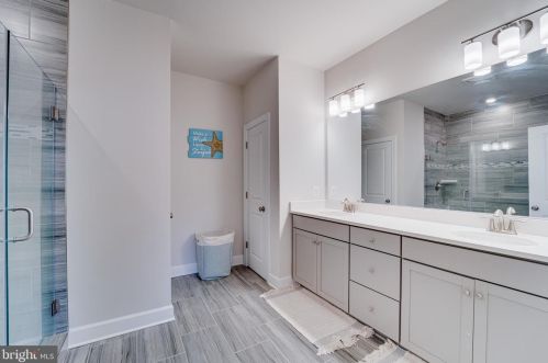 14957 River Walk Way, Woodbridge VA  22191 exterior