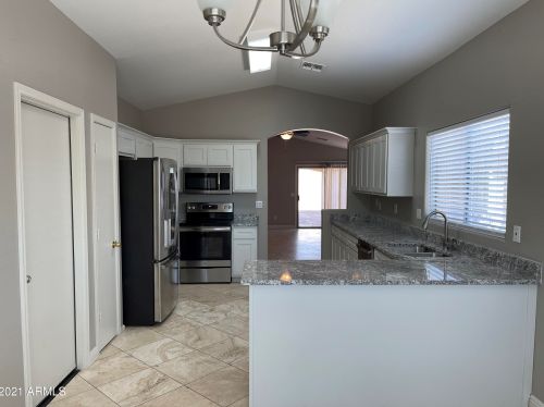 2415 82nd Ln, Phoenix, AZ 85043-7414